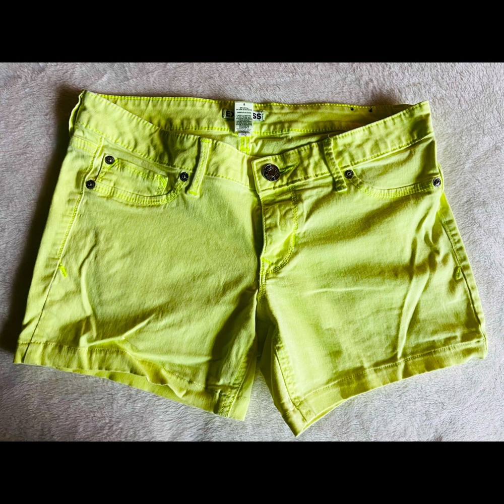 Express jeans shorts size 8 green neon